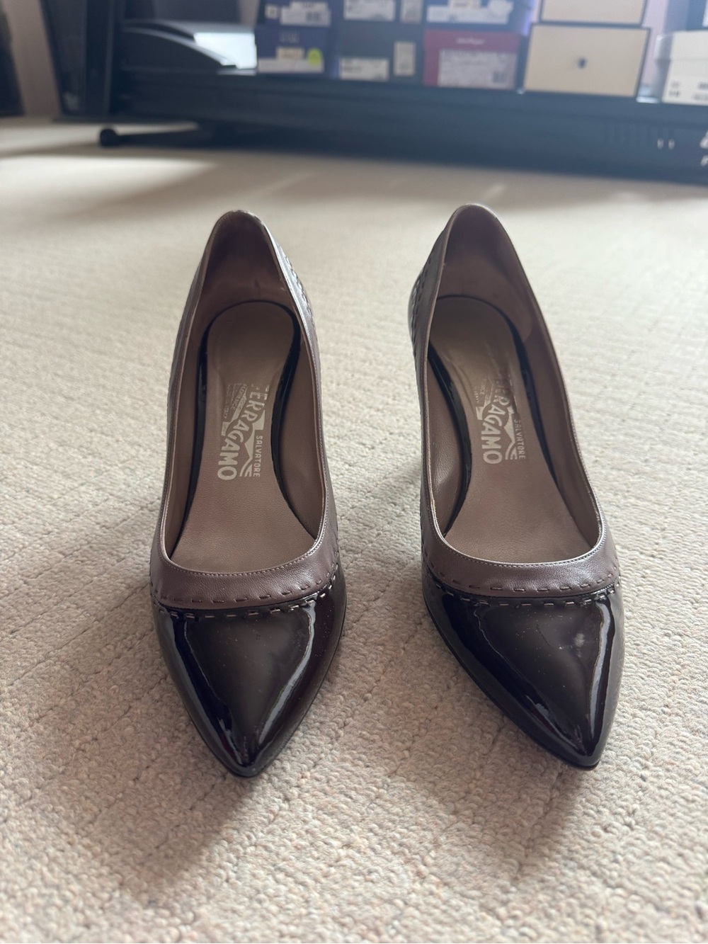 Salvatore Ferragamo Two-Tone Brown Leather & Patent Pointed-Toe Pumps size 9